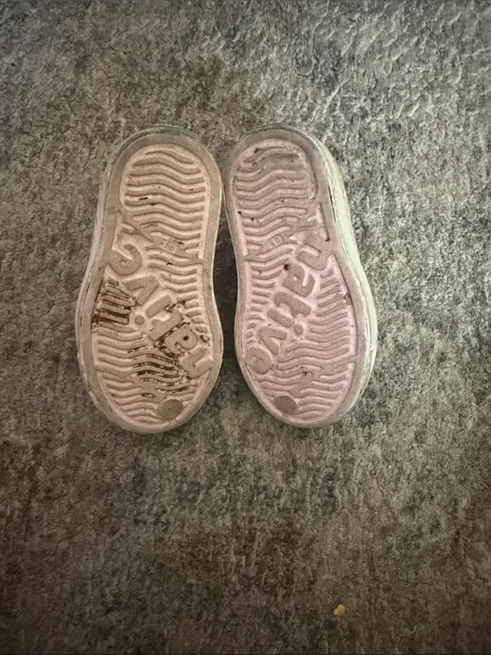 Native toddler Pink Slip-On Water Shoes